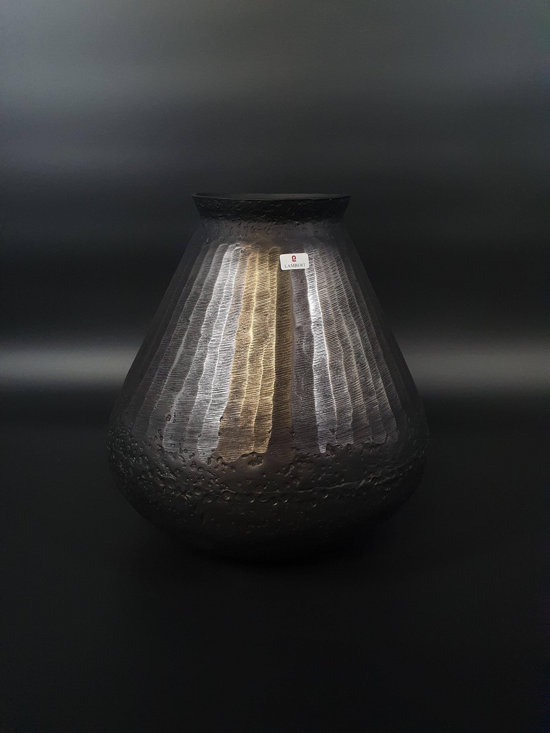 Lambert Riku, Aluminiumvase