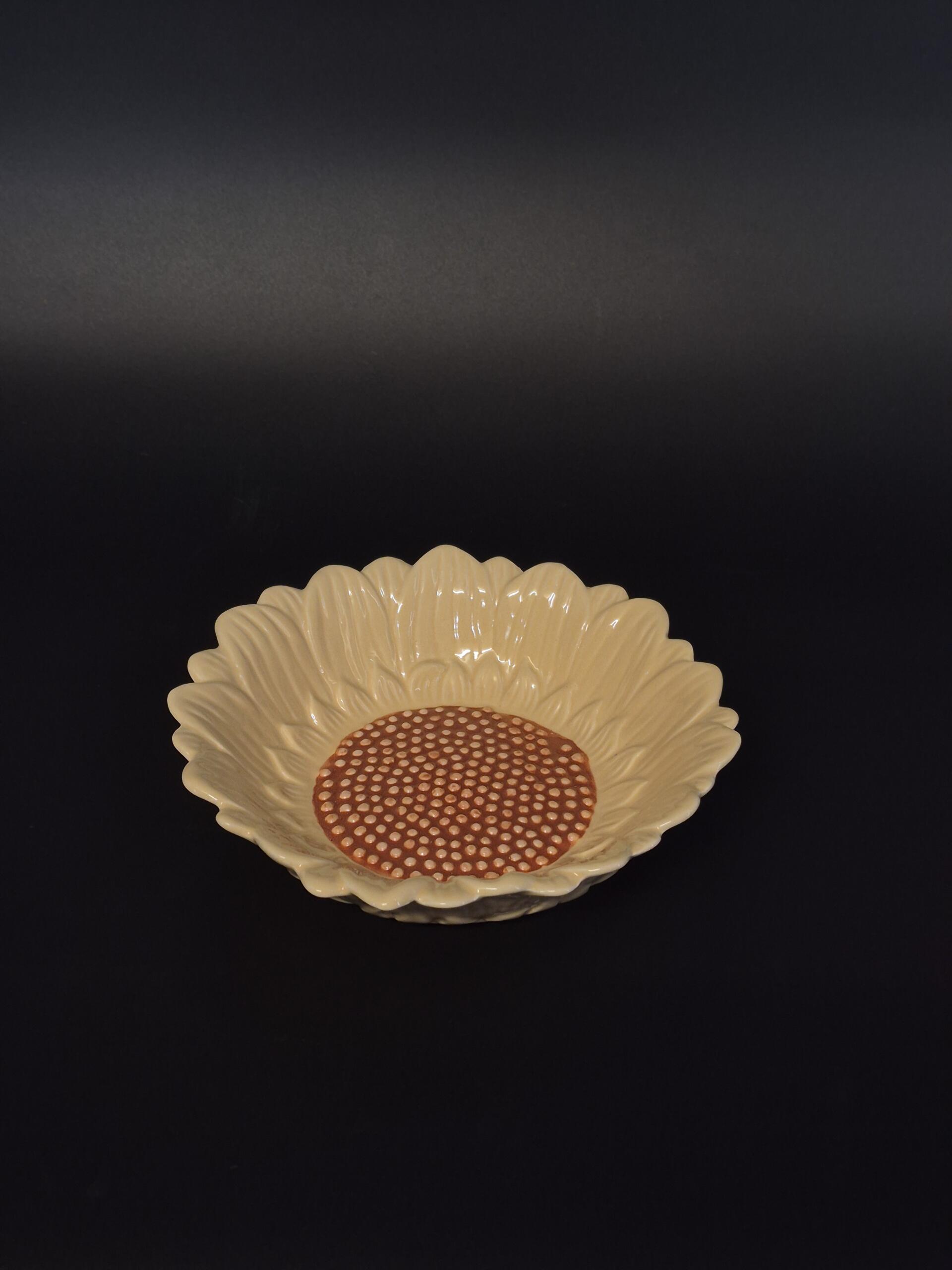 Kleine Blütenschalen aus Keramik "Sonnenblume"