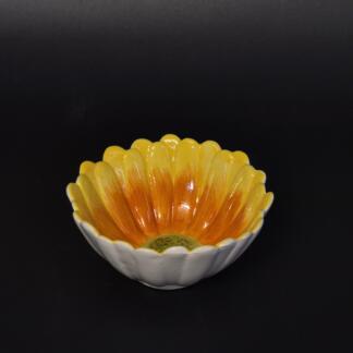 Kleine Blütenschalen aus Keramik "Ringelblume"